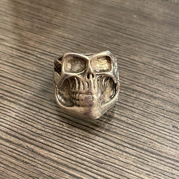 Men’s Skull Ring Silver-tone Approx Size 10 - Picture 2 of 15